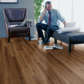 Walnut Oak Laminate Flooring (ELV358) Elka 8 V4 Standard By Quick-Step