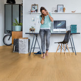 Pure Oak Honey Vinyl Flooring (AVMPU40098) Quick-Step