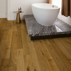 Cinnamon Oak Extra Matt Engineered Wood Flooring AMT7444