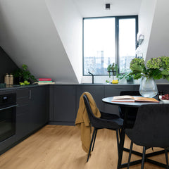 Guild Oak Laminate Flooring (ELT610AP) Elka 12 4V Aqua-Protect By Quick-Step