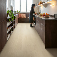 Pure Oak Polar Vinyl Flooring (AVMPU40099) Bloom Collection Quick-Step
