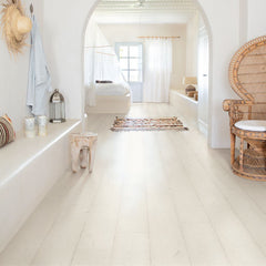 Painted Oak White Laminate Flooring (SIG4753) – Capture Range By Quick Step