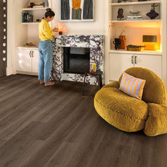 Brushed Oak Brown Laminate Flooring (SIG4766) – Capture Range By Quick Step